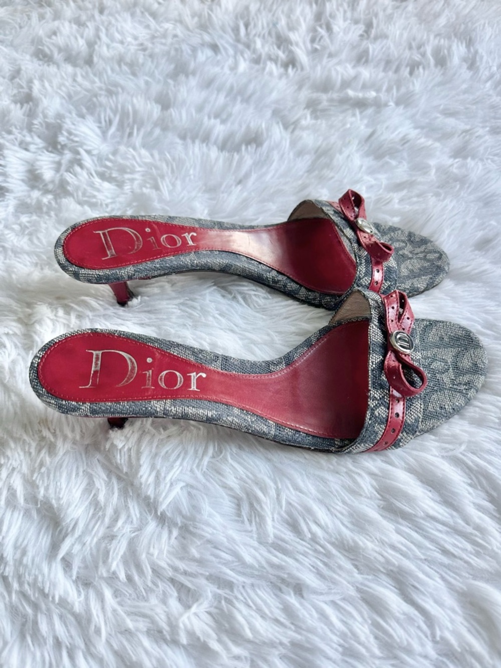 Vintage Dior red/navy bow monogram kitten sandals - Picture 5 of 7